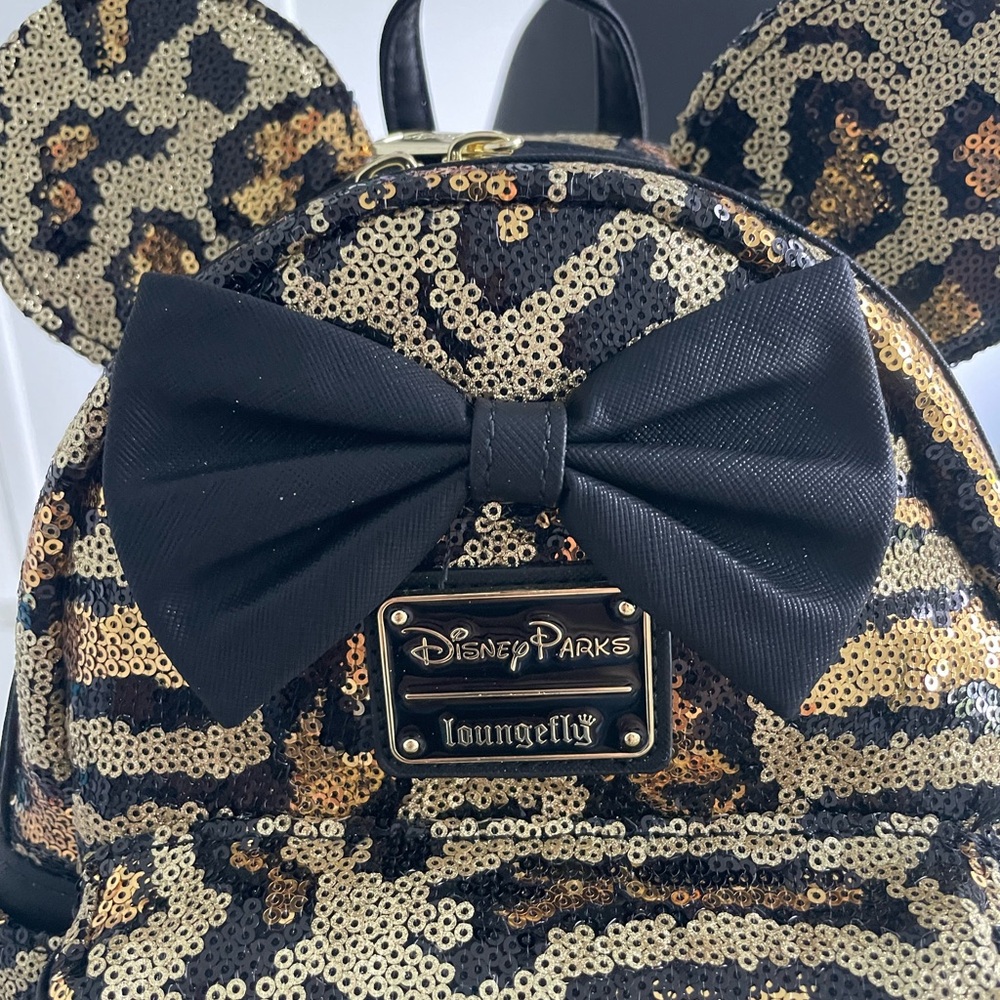 Disney Loungefly Animal Kingdom Leopard Sequined Mini Backpack New W/out Tag - Picture 8 of 9